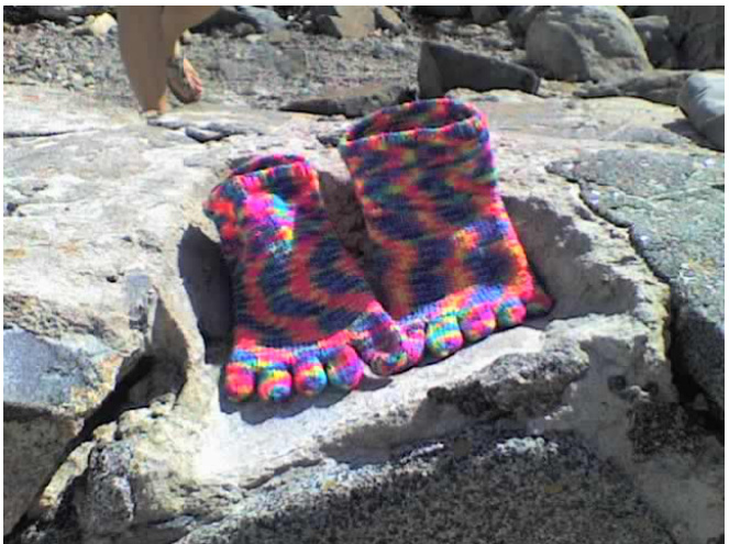 Yeti Feet Socks Knitting Pattern: DK Weight Yarn, Multi-Toe Design with Detailed Instructions pattern preview