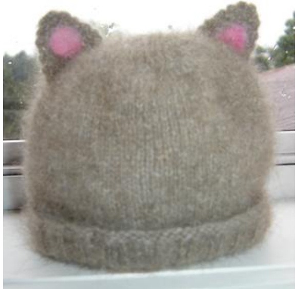 Possum Beanie Pattern for All Ages by Justine Turner: Knitting Guide with Sizes from Infants to Adults pattern preview