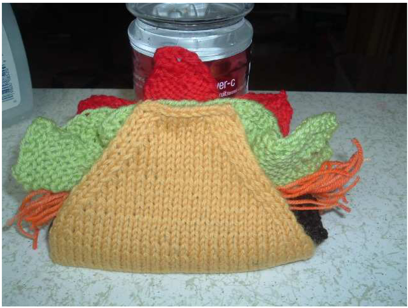 Knit Your Own Delicious Taco: A Fun and Customizable Amigurumi Pattern for Worsted Weight Yarn Enthusiasts pattern preview