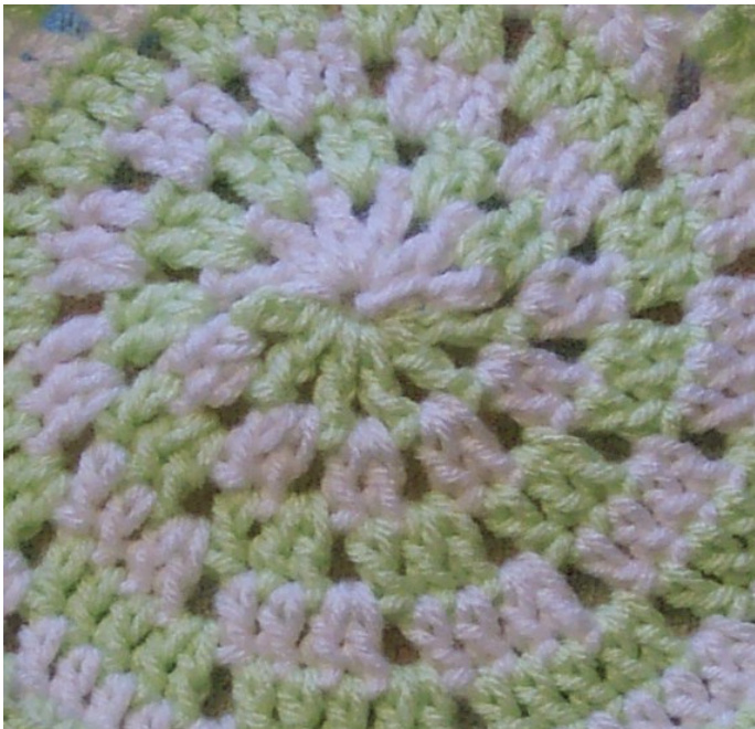 SmoothFox's Spiral Baby Blanket Nbr 2: A Medium Worsted Weight Crochet Pattern for Newborns by Donna Mason-Svara pattern preview