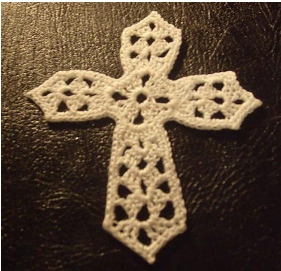 Crocheted Cross Pattern Tutorial: Step-by-Step Guide with Materials and Stitch Instructions for a Beautiful Handmade Cross pattern preview