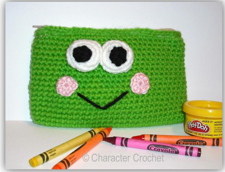 FROG Zippered Pouch Crochet Pattern by Character Crochet - Detailed Tutorial and Assembly Guide pattern preview