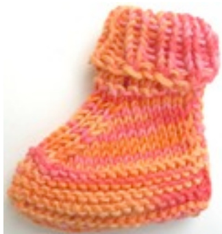 Baby Socks Knitting Pattern in Bamboo Soft: A Step-by-Step Guide for Cozy Footwear pattern preview