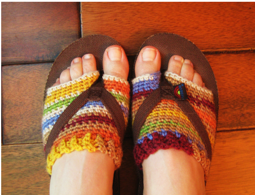 Customizable Flip Flop Socklets Crochet Pattern for Various Foot Sizes and Yarn Types pattern preview