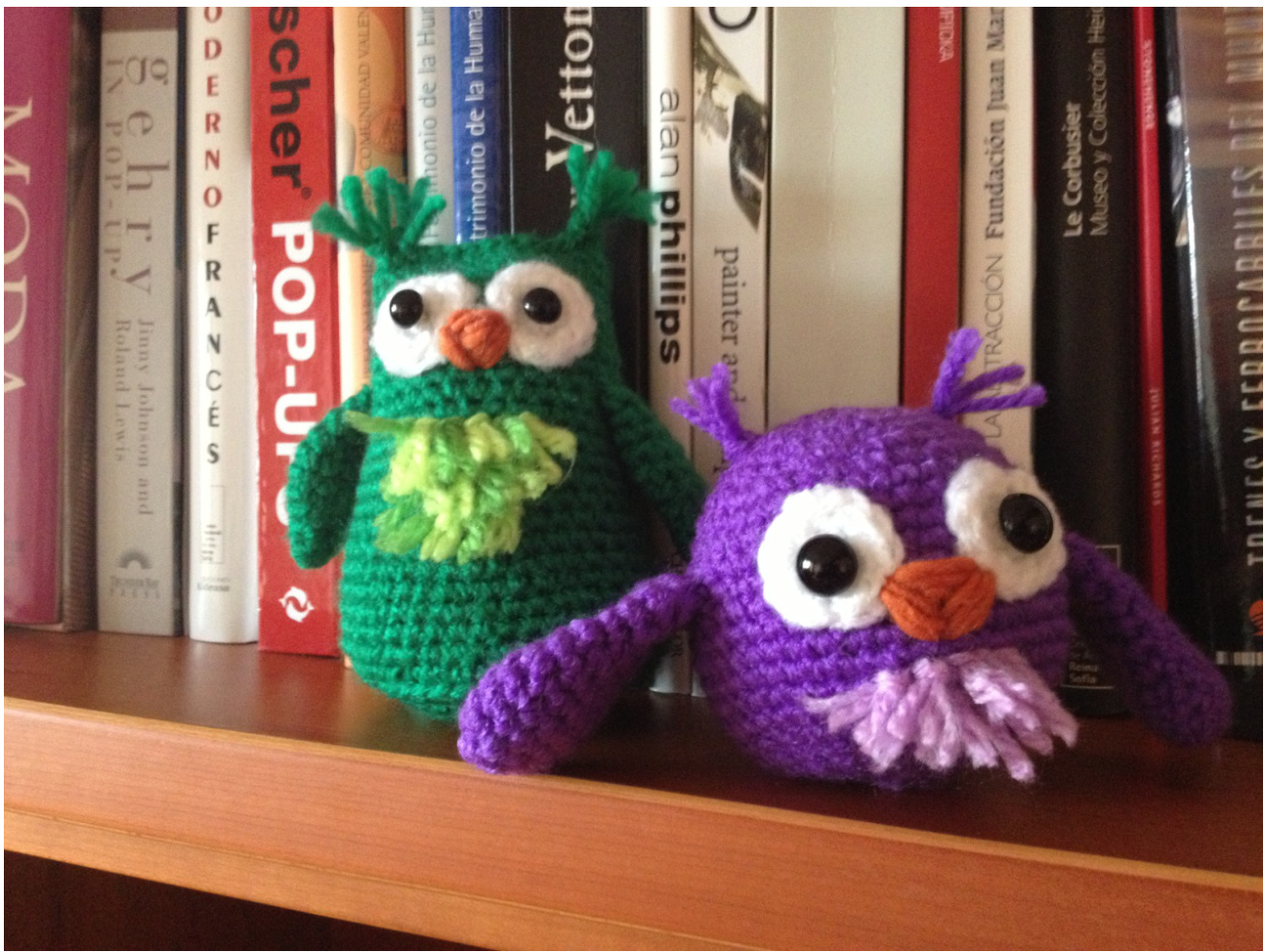 Crochet Pattern for Adorable Purple and Green Owlets by Teresa Alvarez, Detailed Step-by-Step Guide with Yarn and Hook Specifications pattern preview