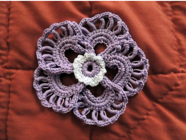 Bullion Spiral Flower Crochet Pattern by Melba Vincent - Intermediate to Experienced Level pattern preview