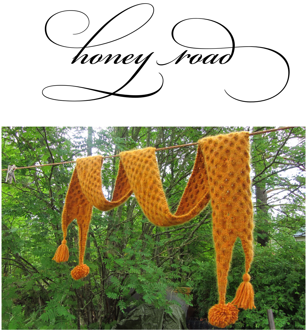 Honey Road Scarf: A Bee-Inspired Knitting Pattern by Daien Forrest pattern preview