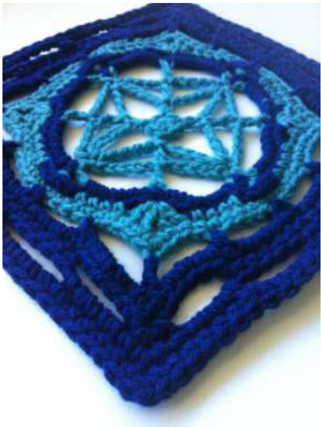 Hedge Flower Crochet Pattern by Shelley Husband - Detailed Instructions for a 20 cm Block pattern preview