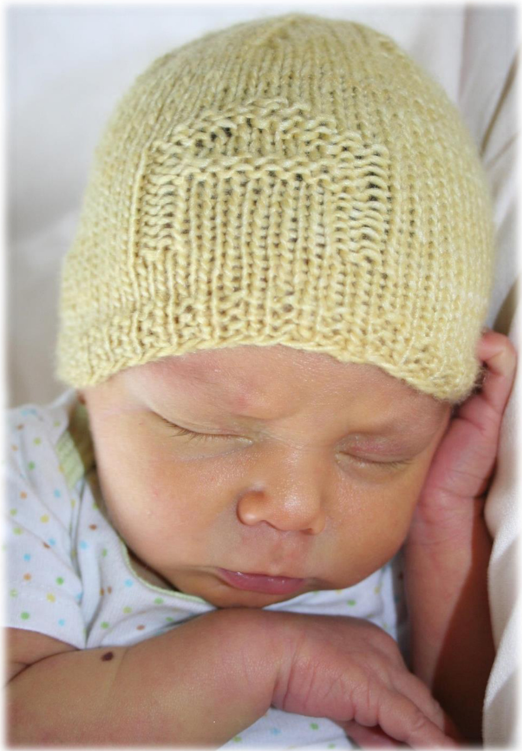 A2Z Hat Knitting Pattern: Personalized, Fast-Knit, Bottom-Up Design for All Ages pattern preview