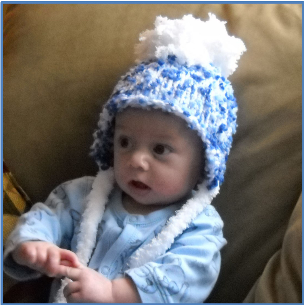 Quick Baby Snowball Hat Knitting Pattern with Integrated Earflaps and Pom-Pom pattern preview