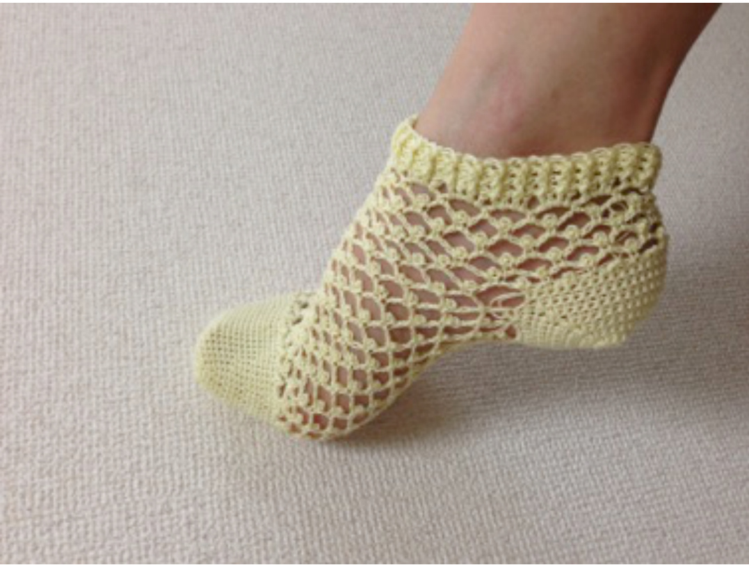 Picotty Crochet Socks Pattern by Akemi Takahashi - Detailed Instructions and Techniques pattern preview