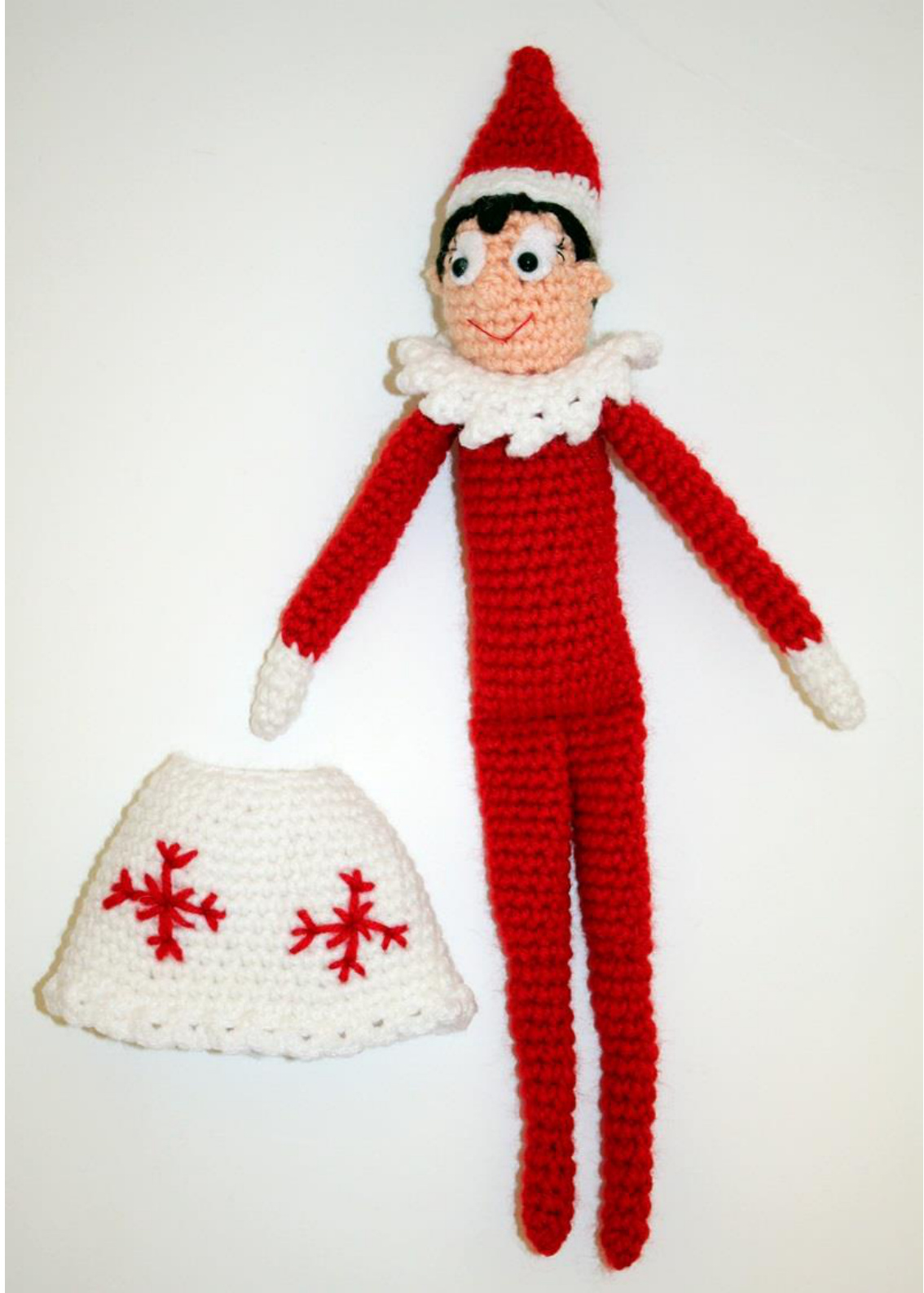 Elf Doll Crochet Pattern Inspired by Elf on the Shelf: Detailed Instructions and Supply List pattern preview