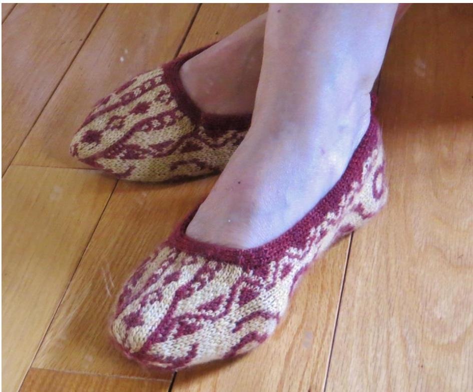 Turkish Ballerinas Knitting Pattern: Cozy Slippers with I-Cord Trim and Fairisle Design by Louise Lamarche pattern preview