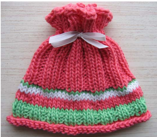 Coral Reef Baby Hat Knitting Pattern for Newborns to 3 Months with DK-Weight Yarn and Circular Needles pattern preview