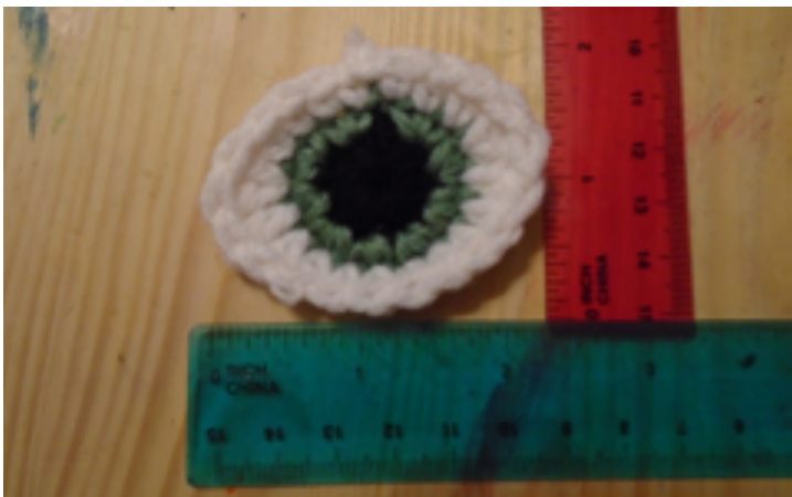 Almond-Shaped Eye Applique Pattern for Amigurumi Projects and Accessories pattern preview