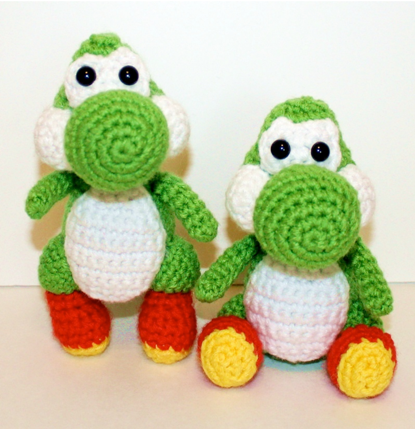 Mini Yoshi Gamer Friend Amigurumi Pattern by Mary Smith - Crochet Doll Design for Nintendo Fans pattern preview