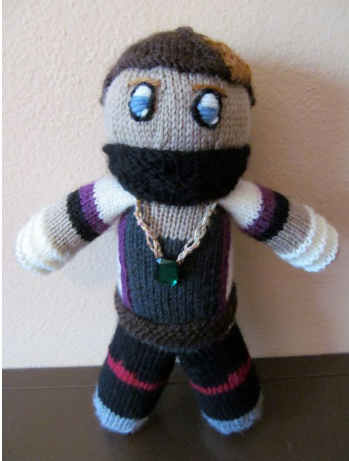 Knitting Pattern for Minecraft Yogscast Member Rythian - Detailed Instructions for Intermediate Knitters pattern preview